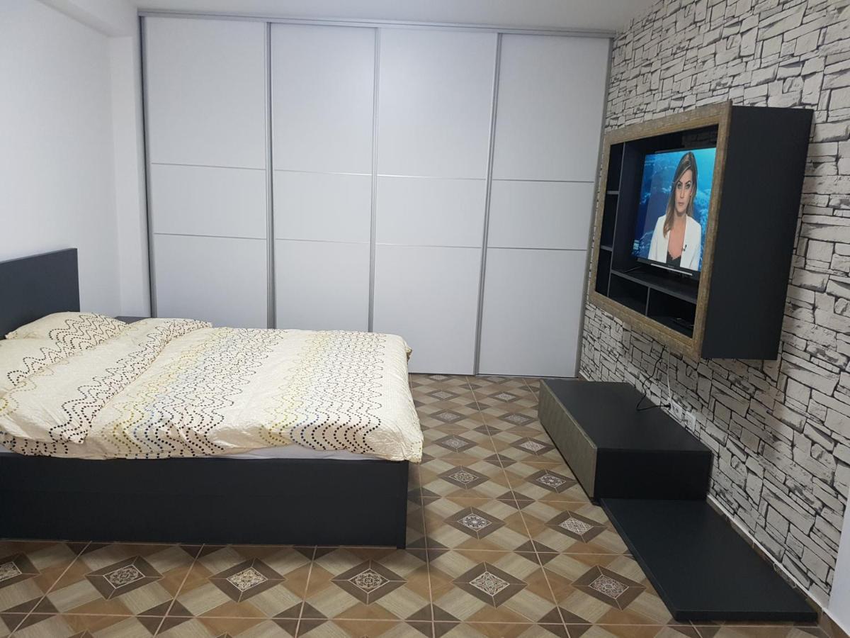 Aparthomes Fundeni Bukarest Exteriör bild